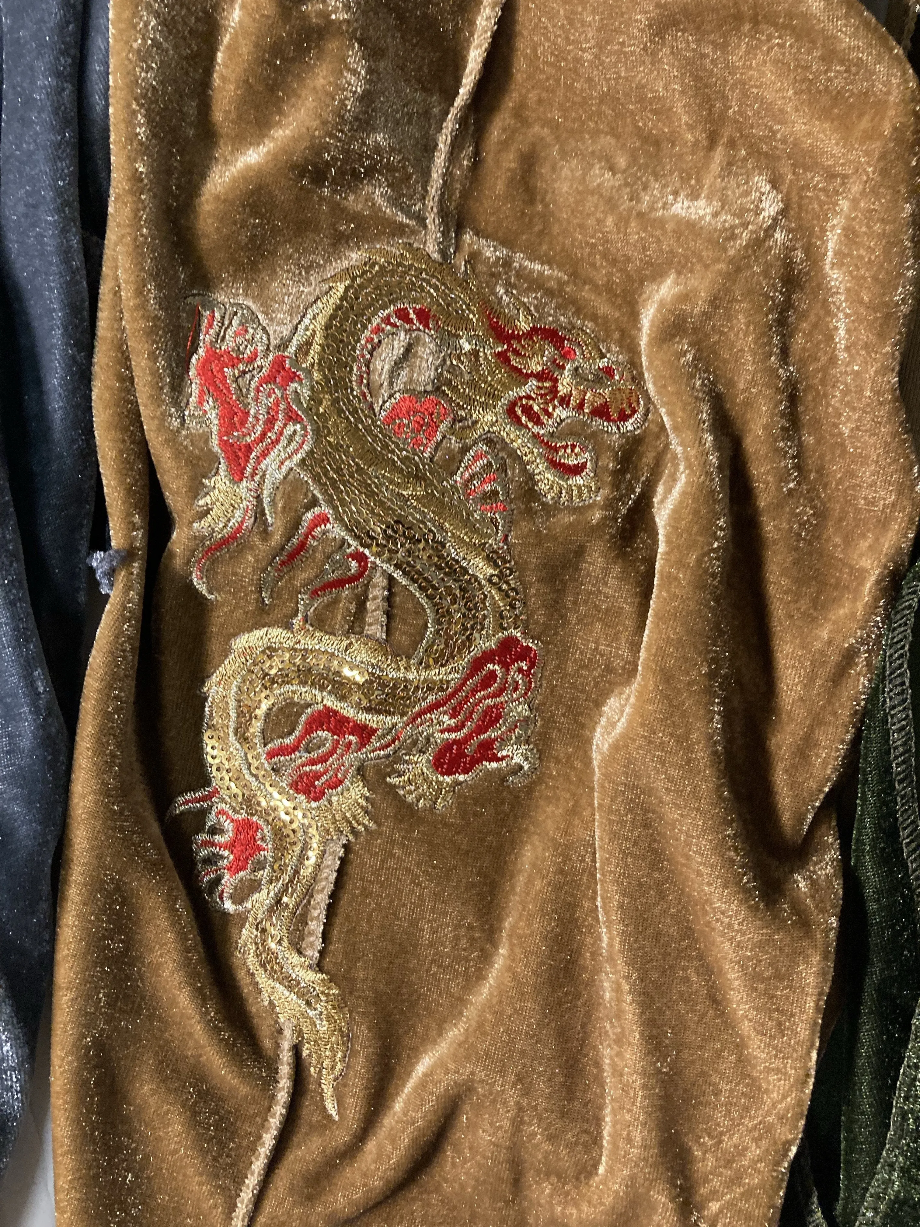 Men's Dragon Embroidered Velvet Du Rag