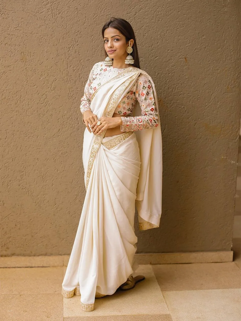 Off White Georgette Embroidery Saree